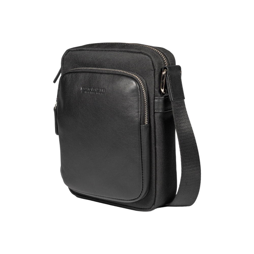 RB2002A | Borsa a Tracolla in Nylon/Vera Pelle, con leggera grana. Chiusura con lampo e tracolla regolabile - Colore Nero - Dimensioni: cm 15,5 x 21 x 7. Confezione: Sacchetto in Tessuto non Tessuto-0